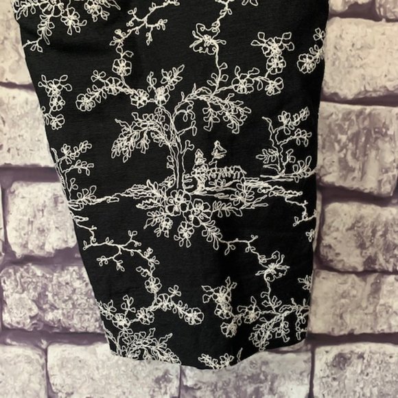 Talbots Black & White Crop Pants Size 14P - Picture 8 of 9
